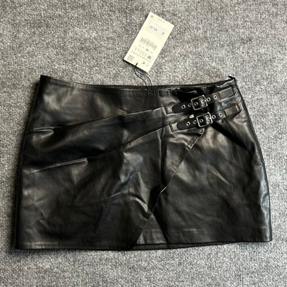 Zara Black Faux Leather Double Buckle Wrap Mini Skirt Women Size M Regular NWT
